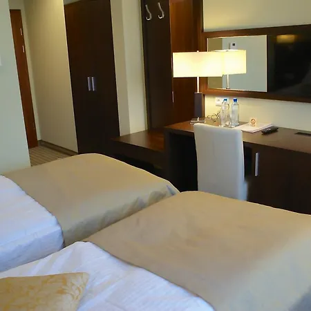Lazur & Conference Hotel