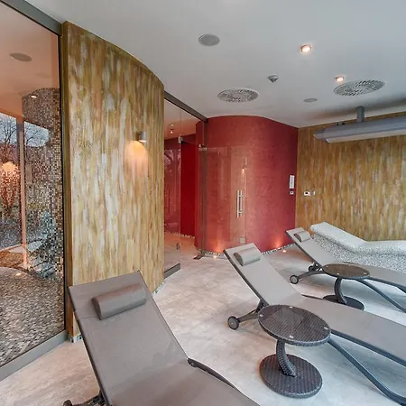 Hotel Lazur & Conference