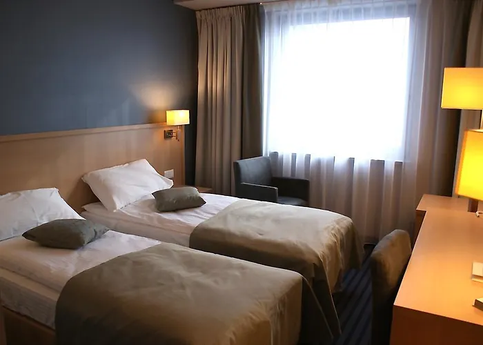 Lazur & Conference 3*